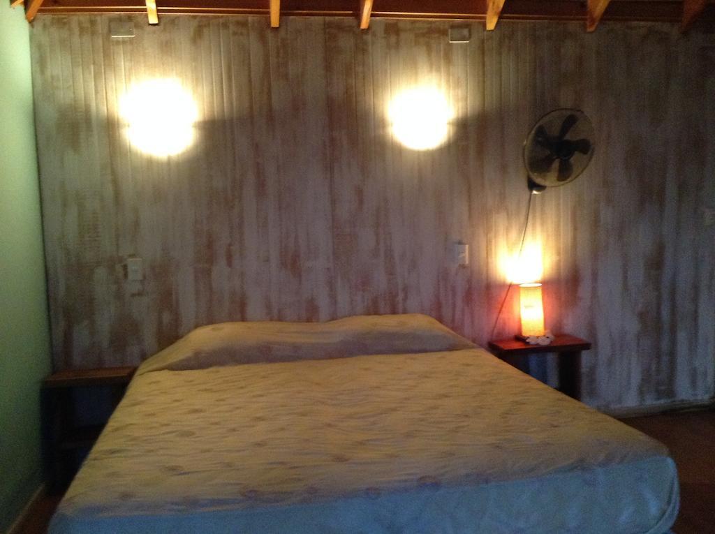 Mahia Hotel & Resto Ханга-Роа Номер фото